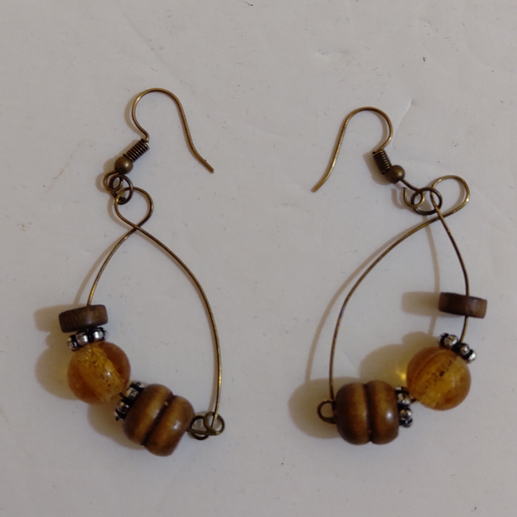 New Handcrafted Women's Natural Hues Crystal & Wooden Beads Earrings 2